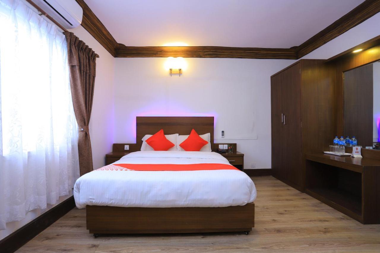 Oyo 591 Hotel Blue Moon Dharampur Экстерьер фото