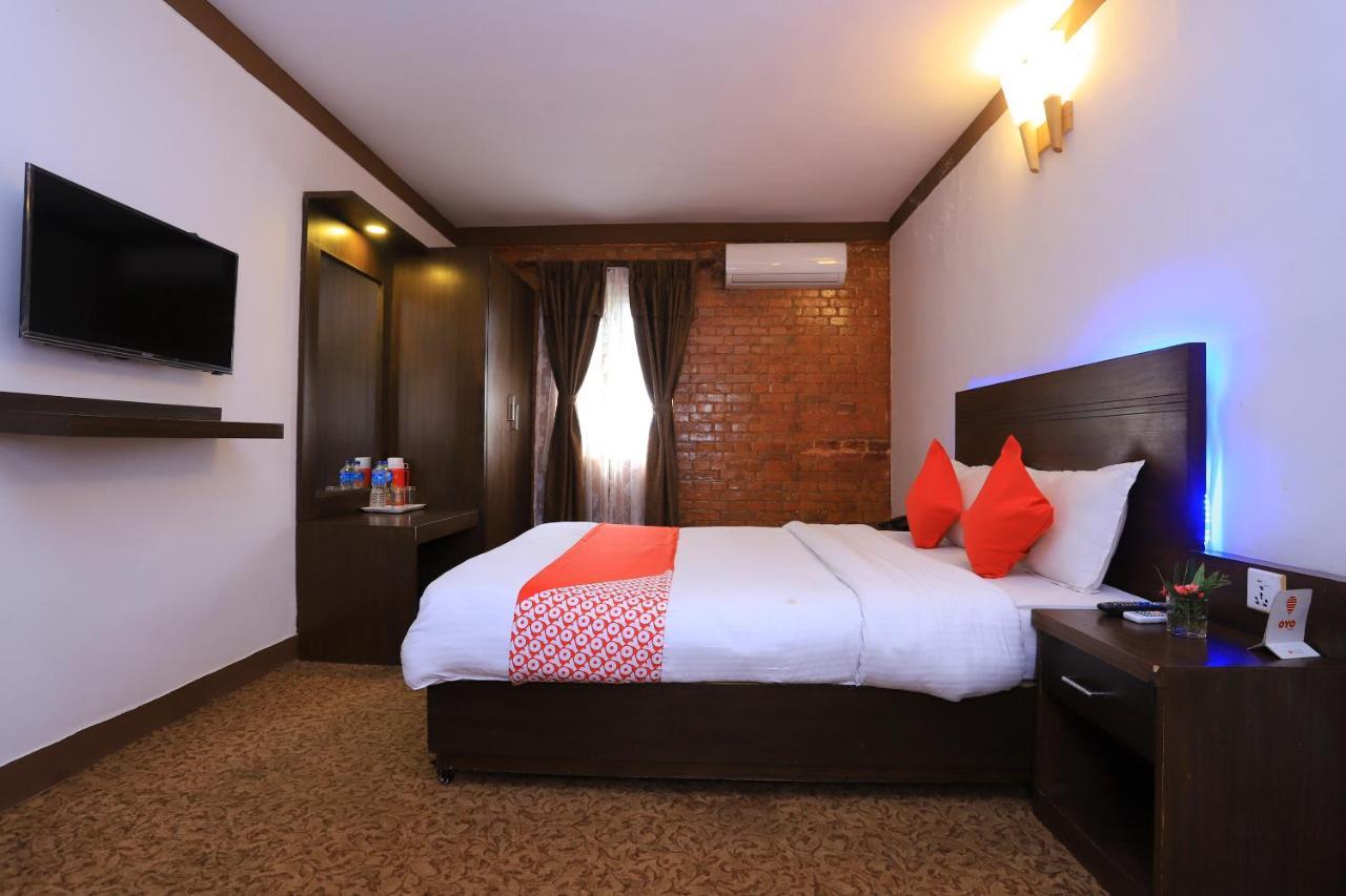 Oyo 591 Hotel Blue Moon Dharampur Экстерьер фото