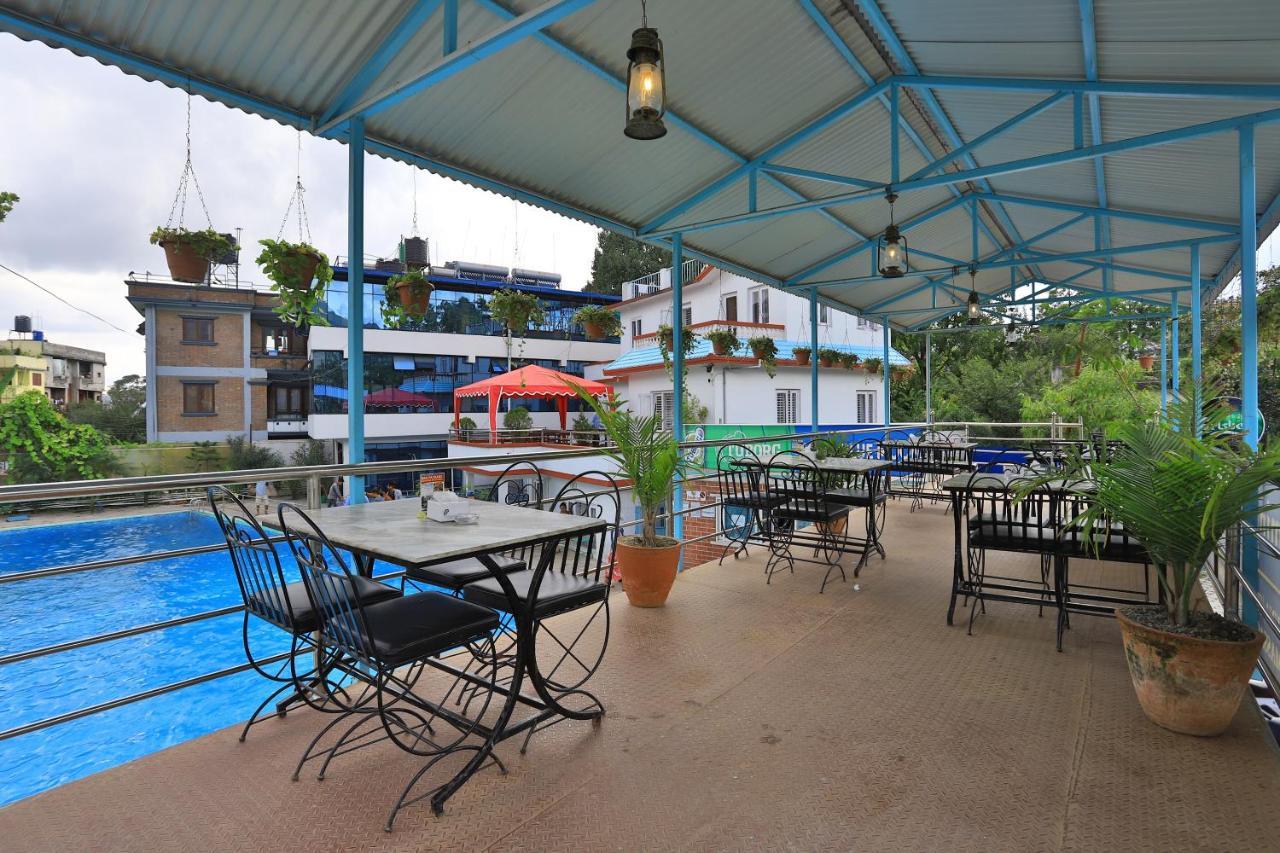 Oyo 591 Hotel Blue Moon Dharampur Экстерьер фото